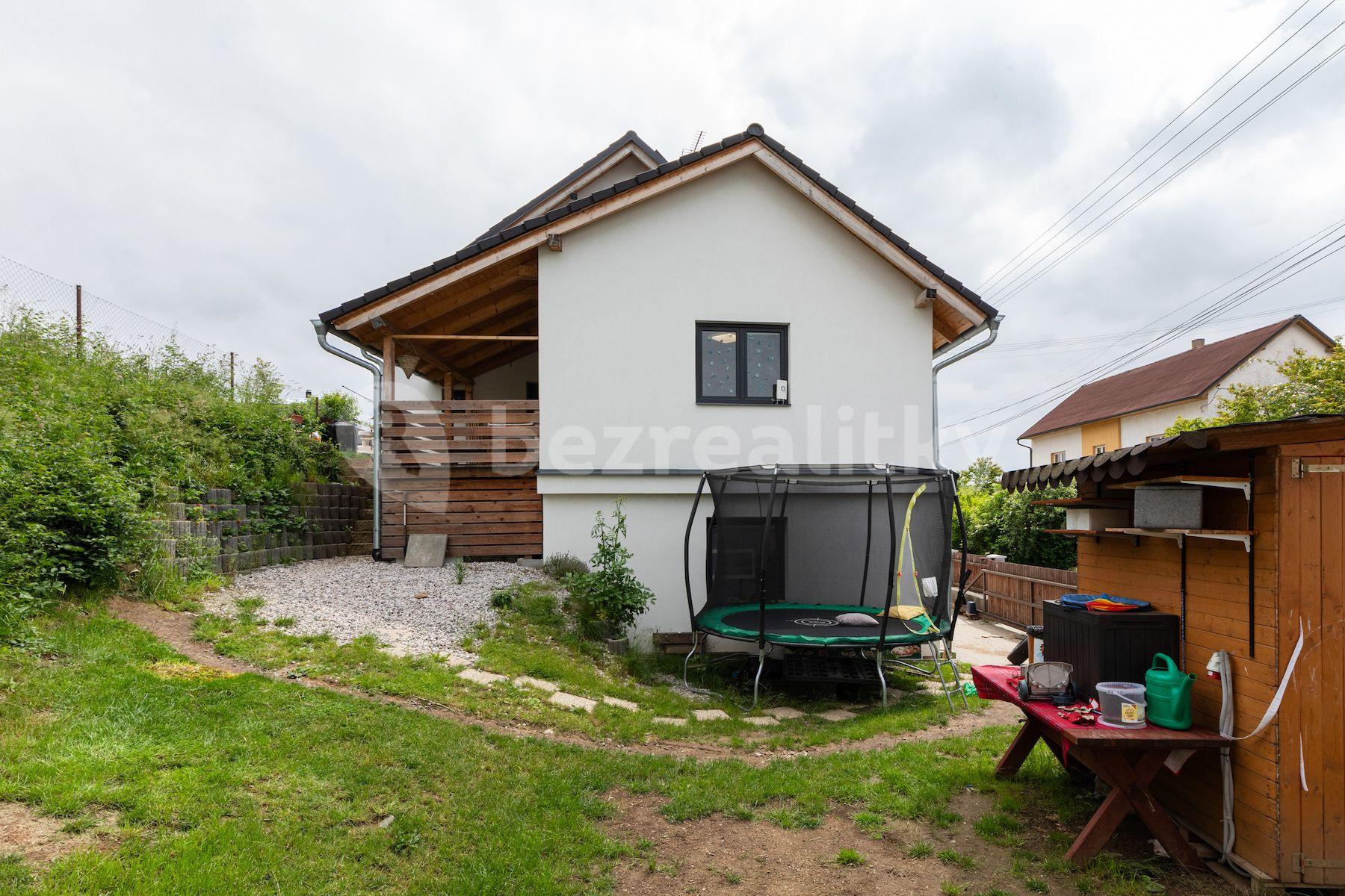 house for sale, 211 m², Říčanská, Všestary, Středočeský Region