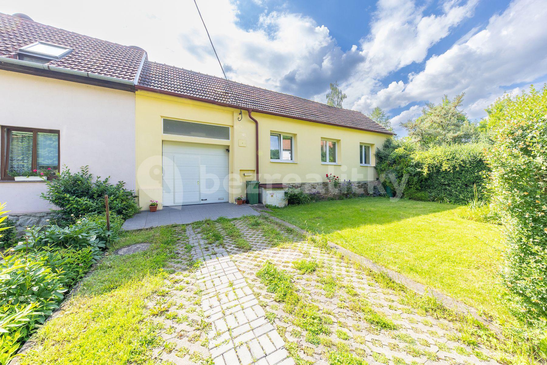 house for sale, 142 m², Podloučky, Hrotovice, Vysočina Region