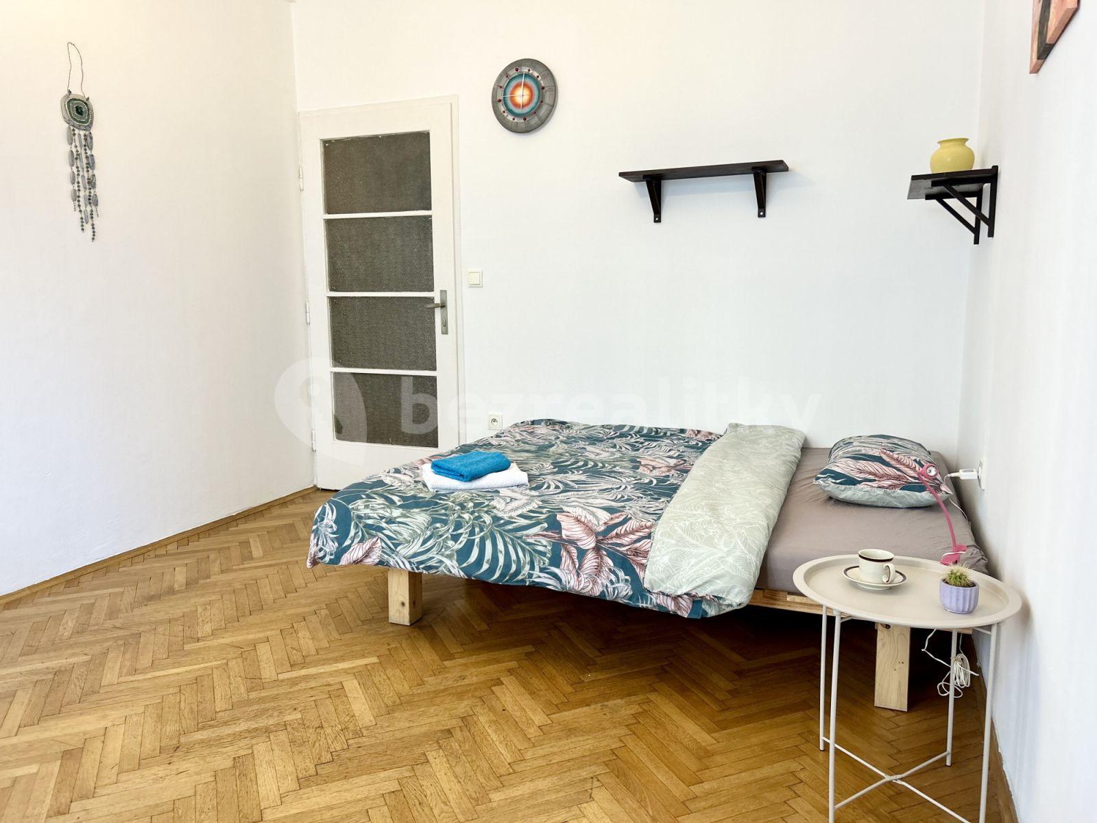 2 bedroom with open-plan kitchen flat to rent, 72 m², Vrázova, Prague, Prague