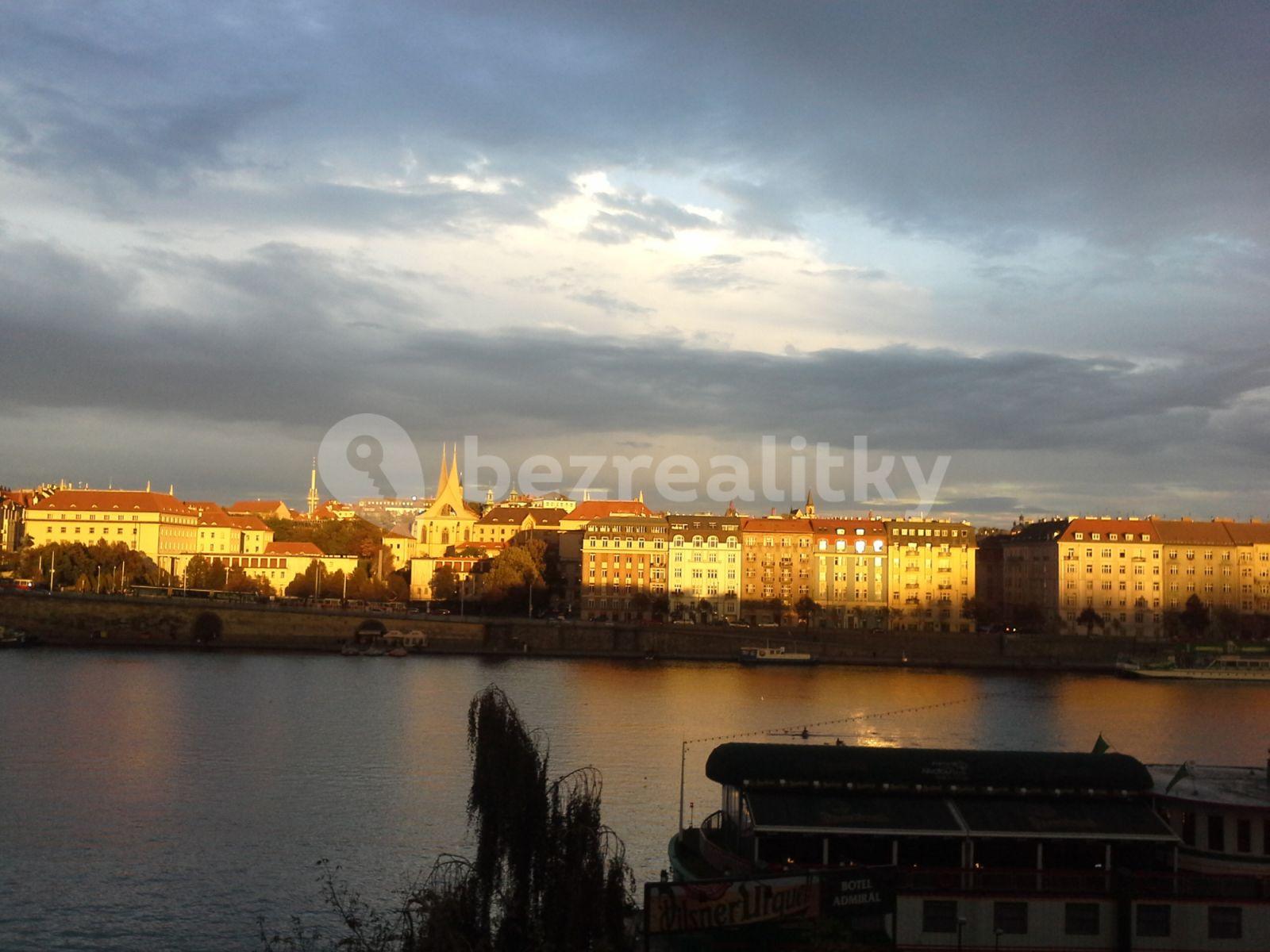 2 bedroom flat to rent, 80 m², Hořejší nábřeží, Prague, Prague