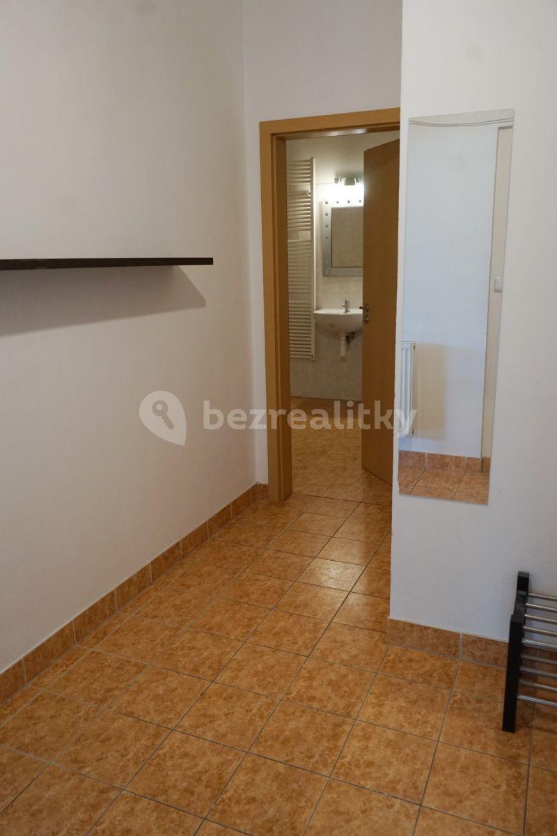 1 bedroom with open-plan kitchen flat for sale, 69 m², Nádvorní, Liberec, Liberecký Region