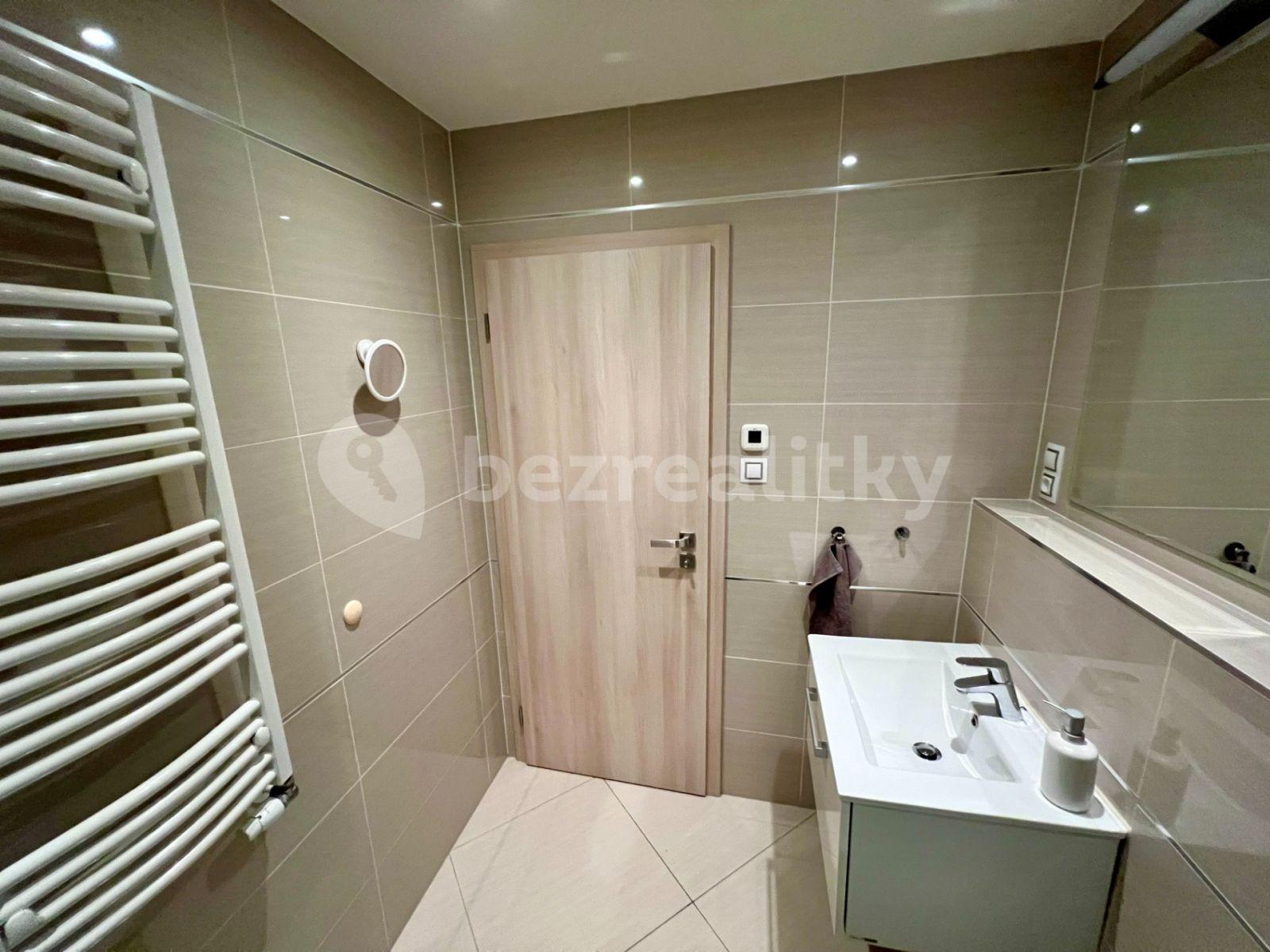 Studio flat to rent, 36 m², Prague, Prague