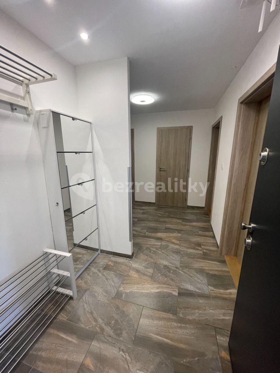 3 bedroom flat for sale, 80 m², Bellušova, Prague, Prague