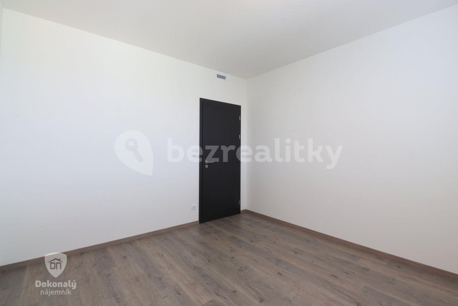 1 bedroom with open-plan kitchen flat to rent, 57 m², Malkovského, Prague, Prague