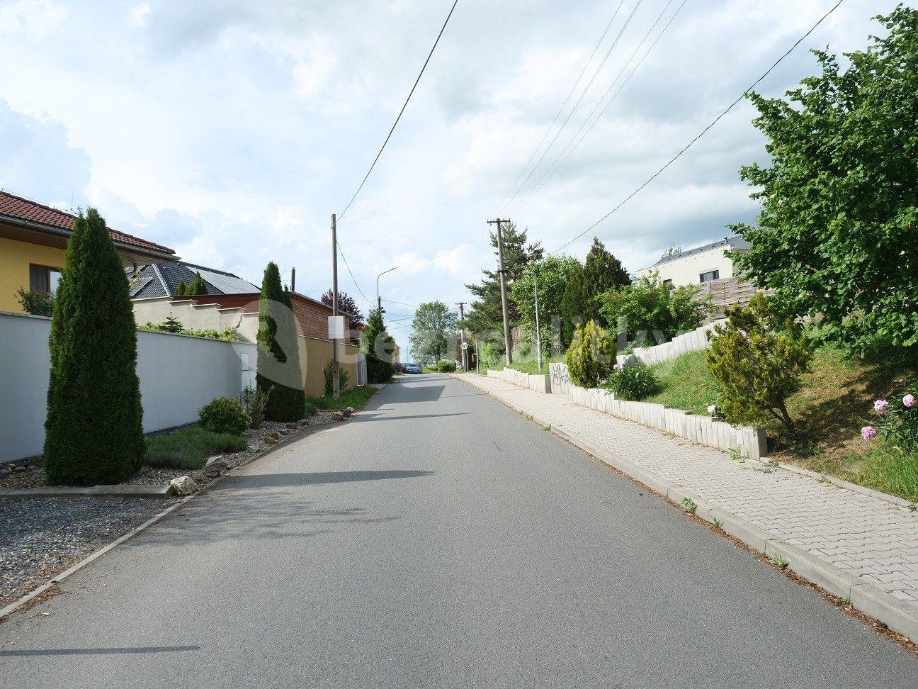 plot for sale, 828 m², U Skalky, Veleň, Středočeský Region