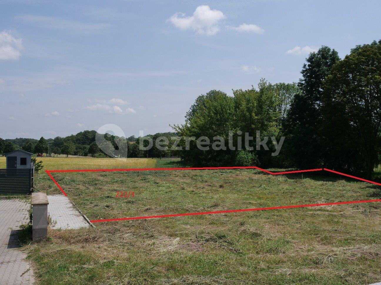 plot for sale, 828 m², U Skalky, Veleň, Středočeský Region