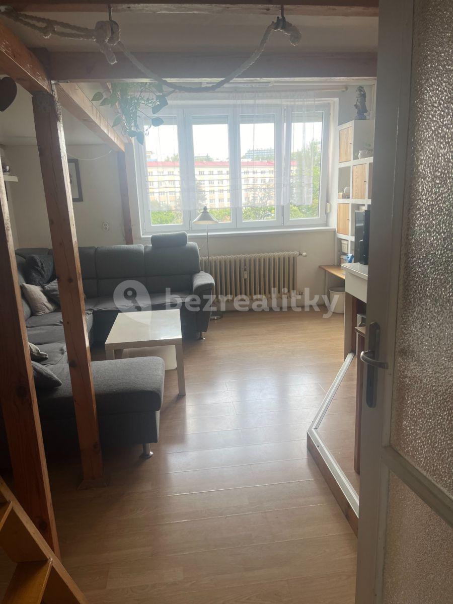 2 bedroom flat for sale, 78 m², V Olšinách, Prague, Prague