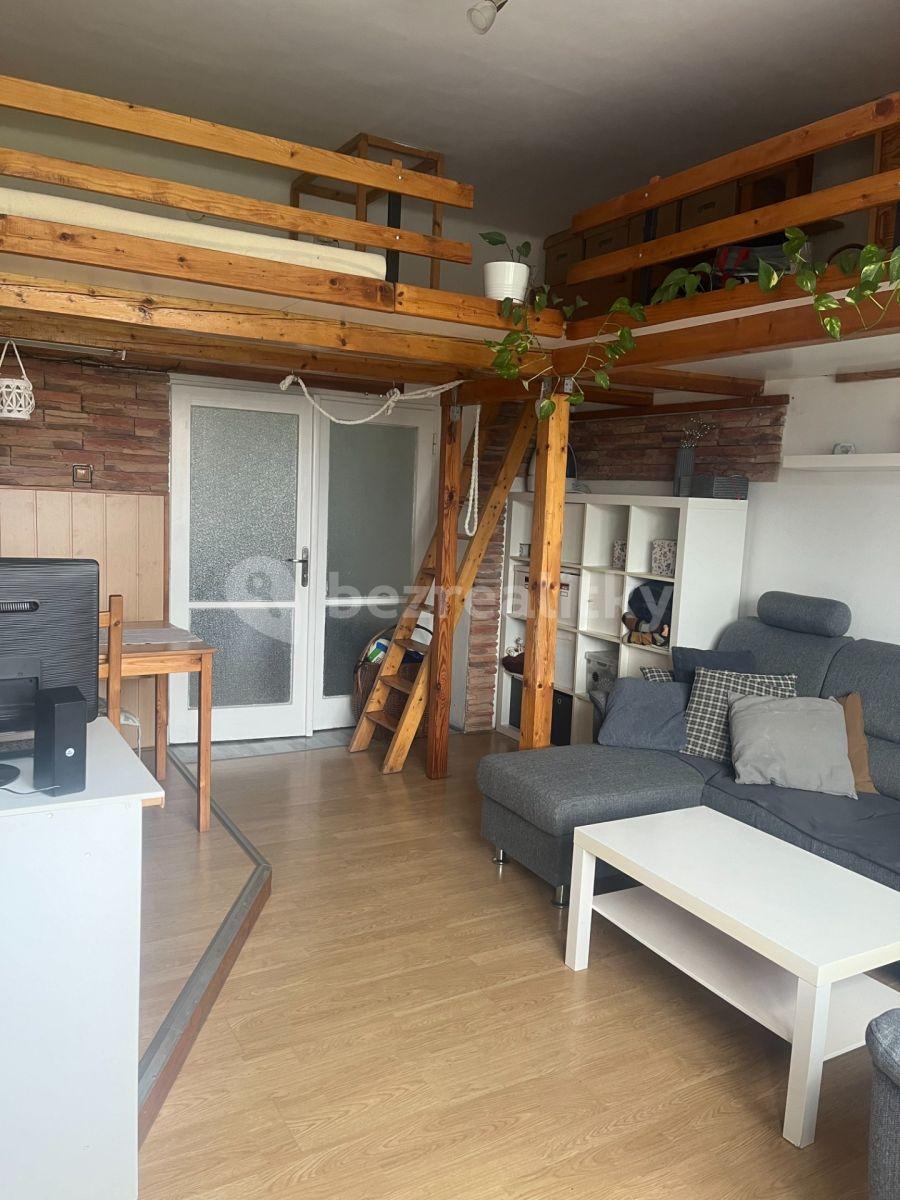 2 bedroom flat for sale, 78 m², V Olšinách, Prague, Prague