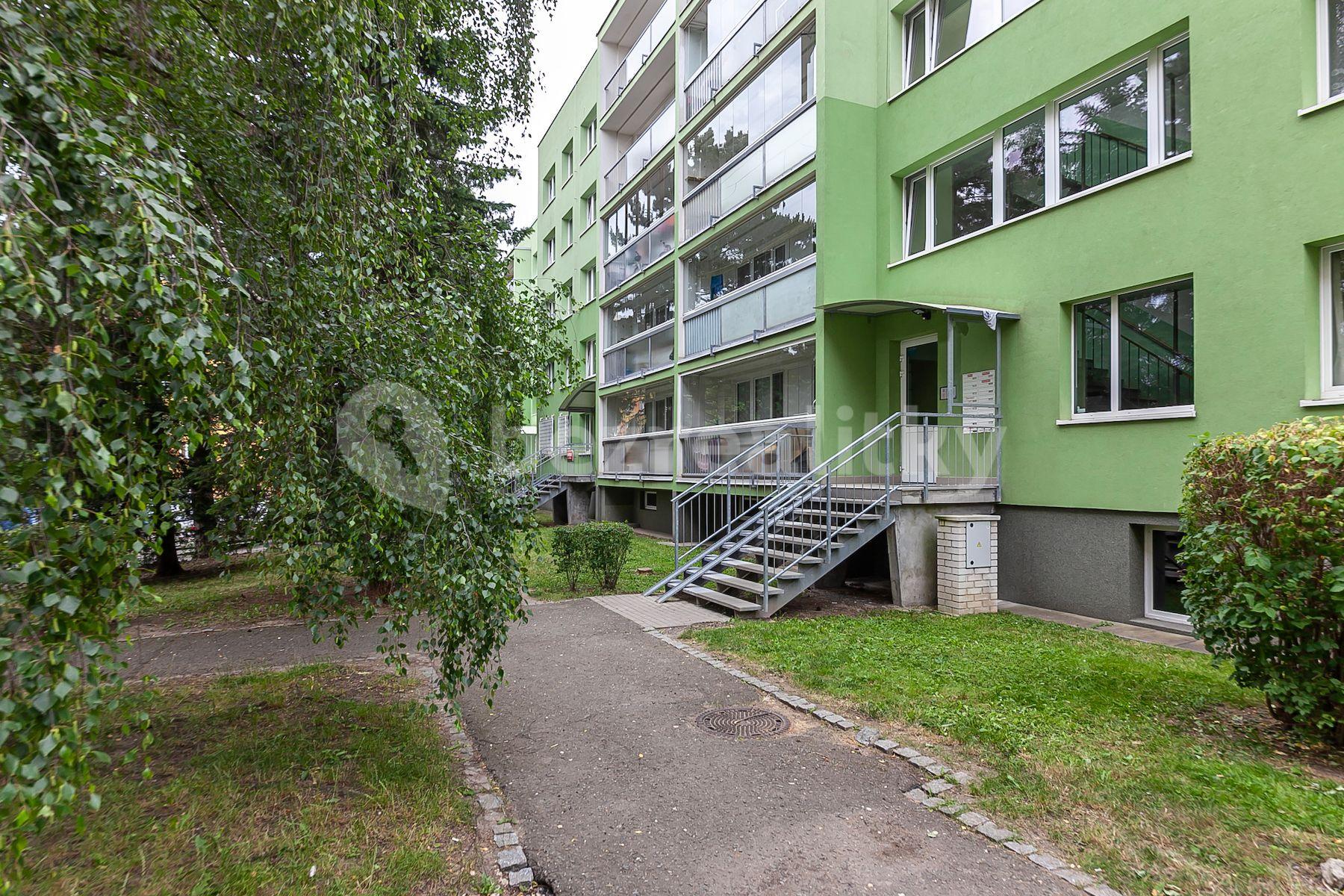 1 bedroom with open-plan kitchen flat for sale, 40 m², Sáňkařská, Prague, Prague