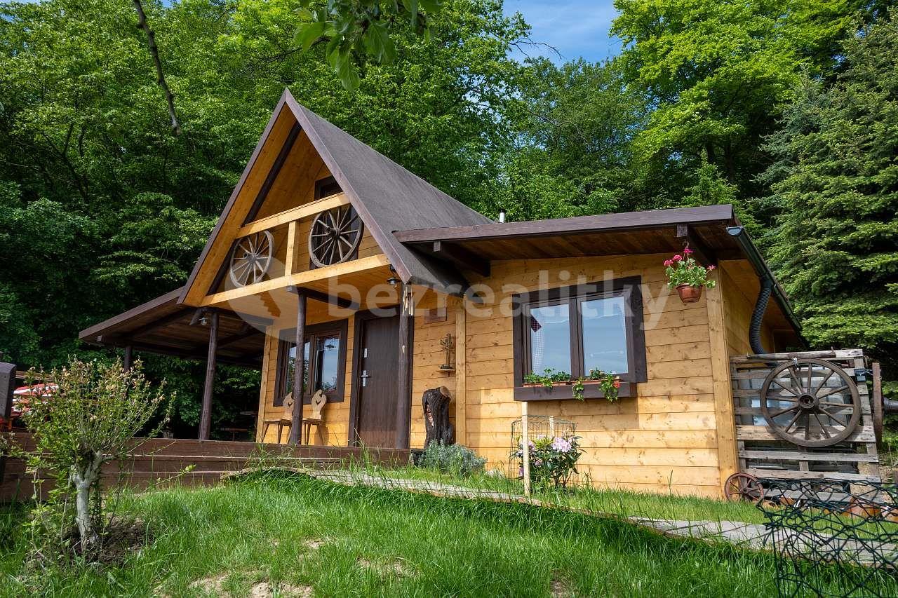 recreational property to rent, 0 m², Vlčková, Zlínský Region