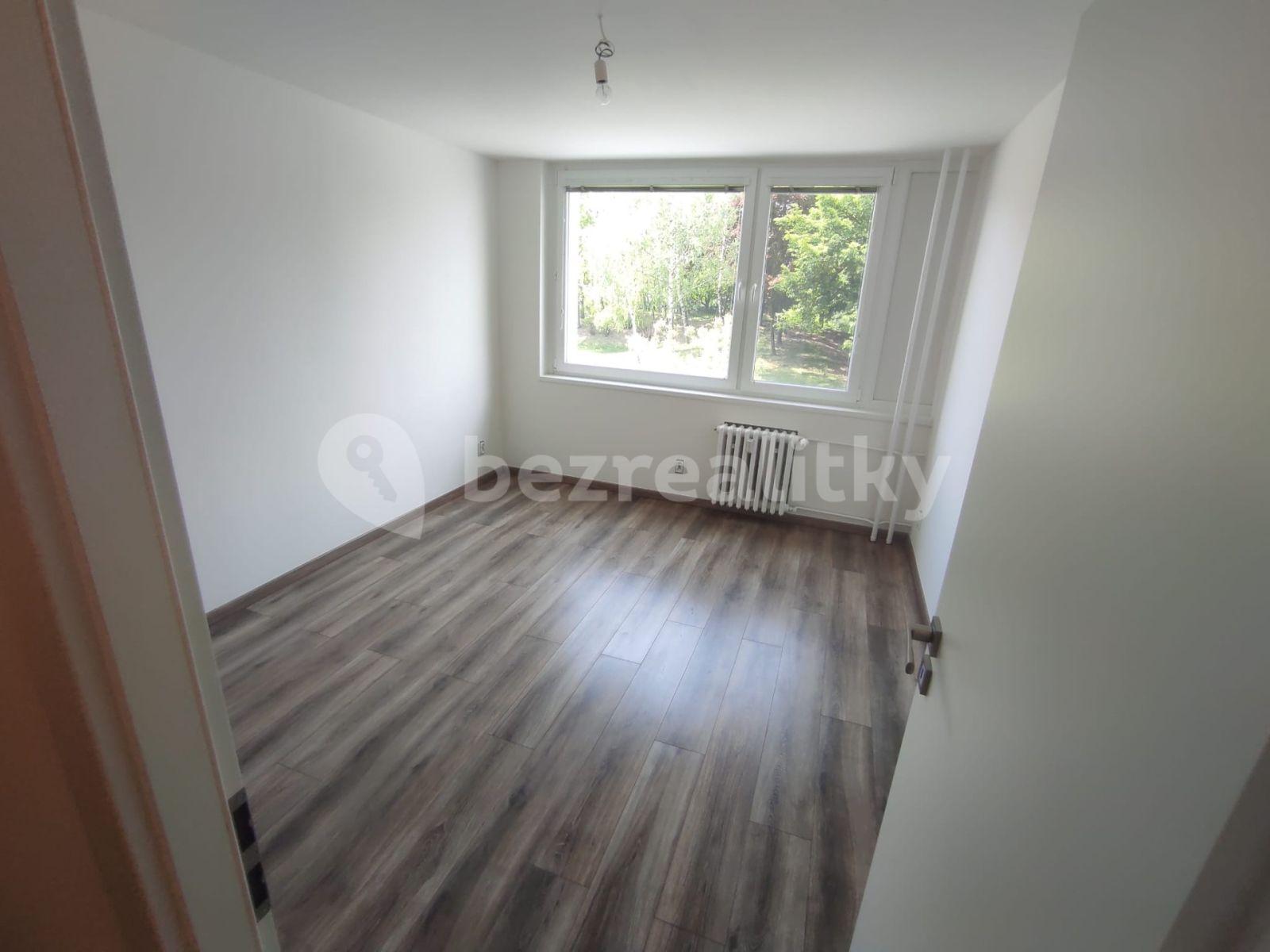 3 bedroom with open-plan kitchen flat for sale, 80 m², Přecechtělova, Prague, Prague