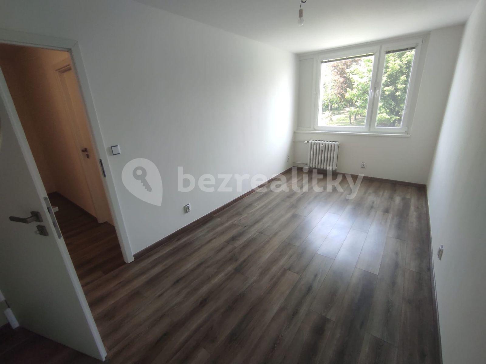 3 bedroom with open-plan kitchen flat for sale, 80 m², Přecechtělova, Prague, Prague