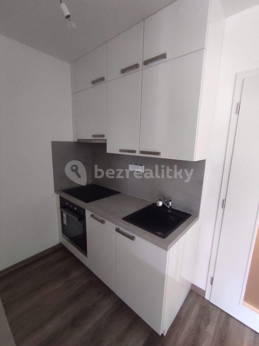 3 bedroom with open-plan kitchen flat for sale, 80 m², Přecechtělova, Prague, Prague