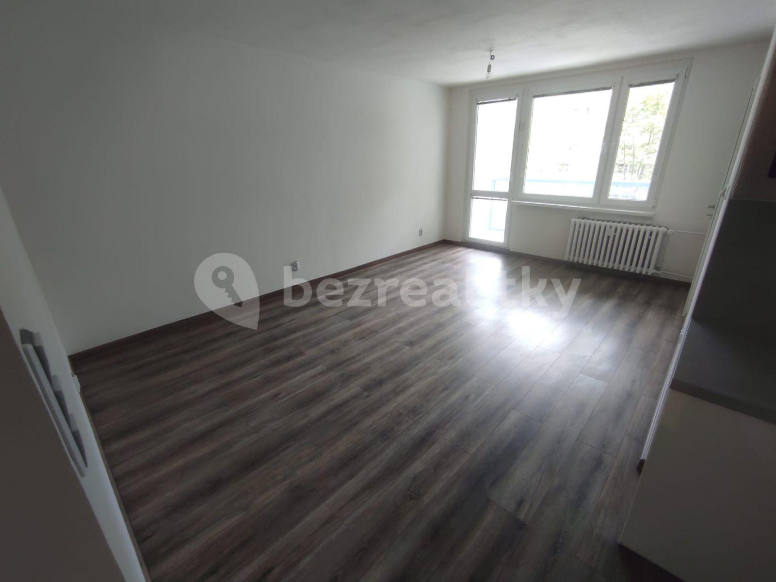 3 bedroom with open-plan kitchen flat for sale, 80 m², Přecechtělova, Prague, Prague