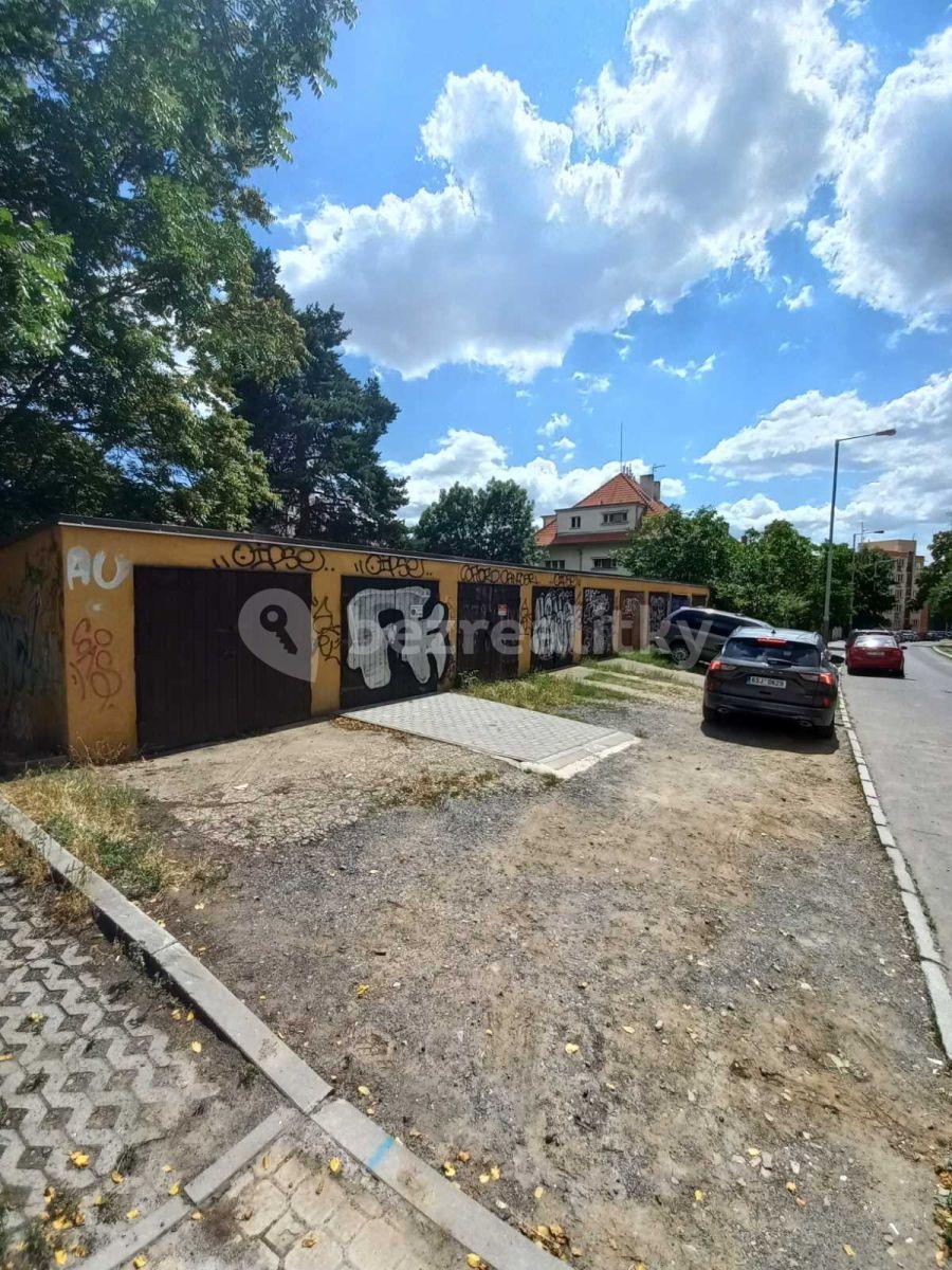 garage to rent, 16 m², Irkutská, Prague, Prague