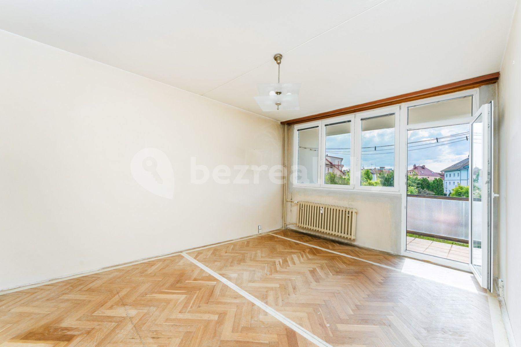 3 bedroom flat for sale, 78 m², U Dvojdomů, Prague, Prague