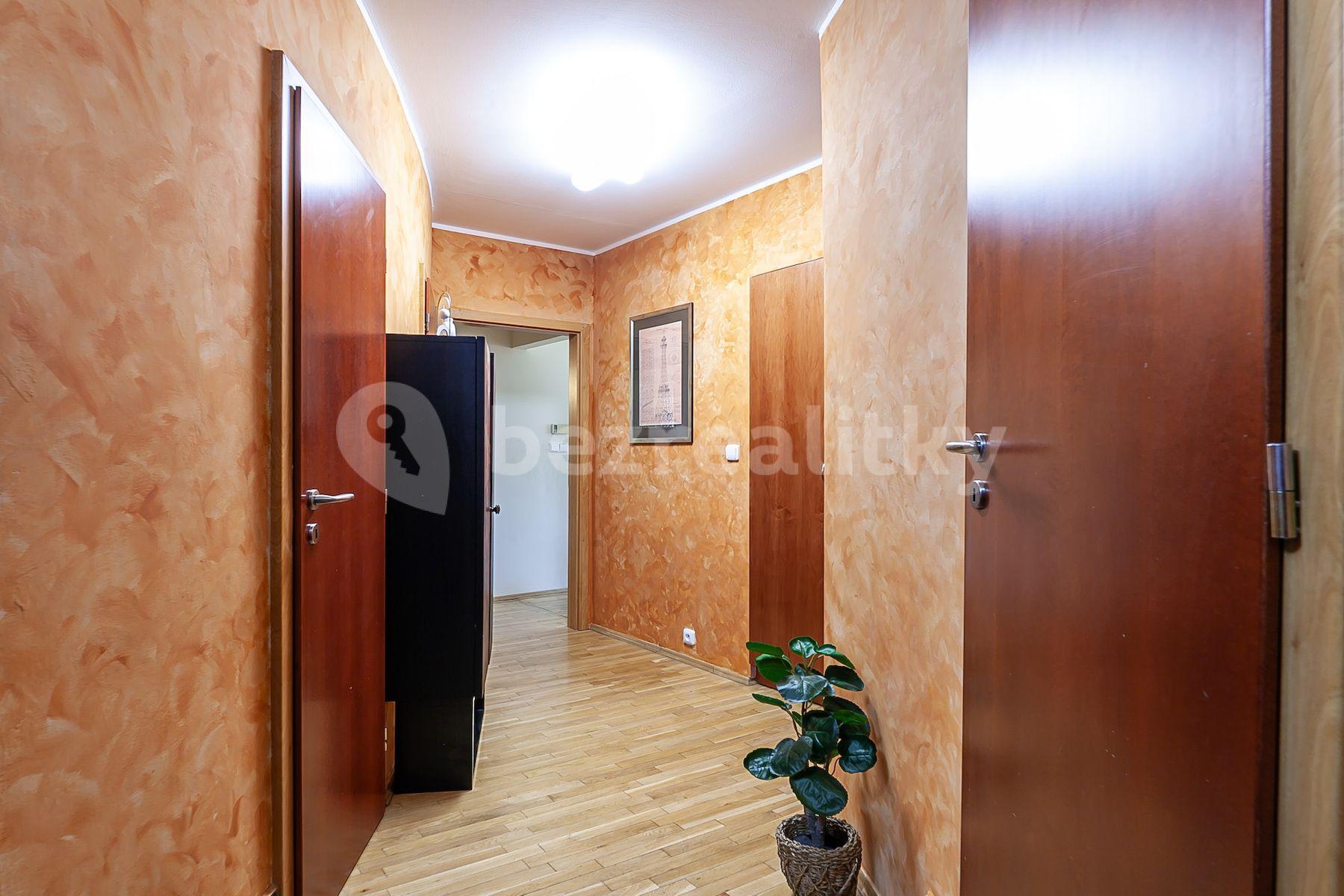 3 bedroom with open-plan kitchen flat for sale, 99 m², Krokova, Prague, Prague