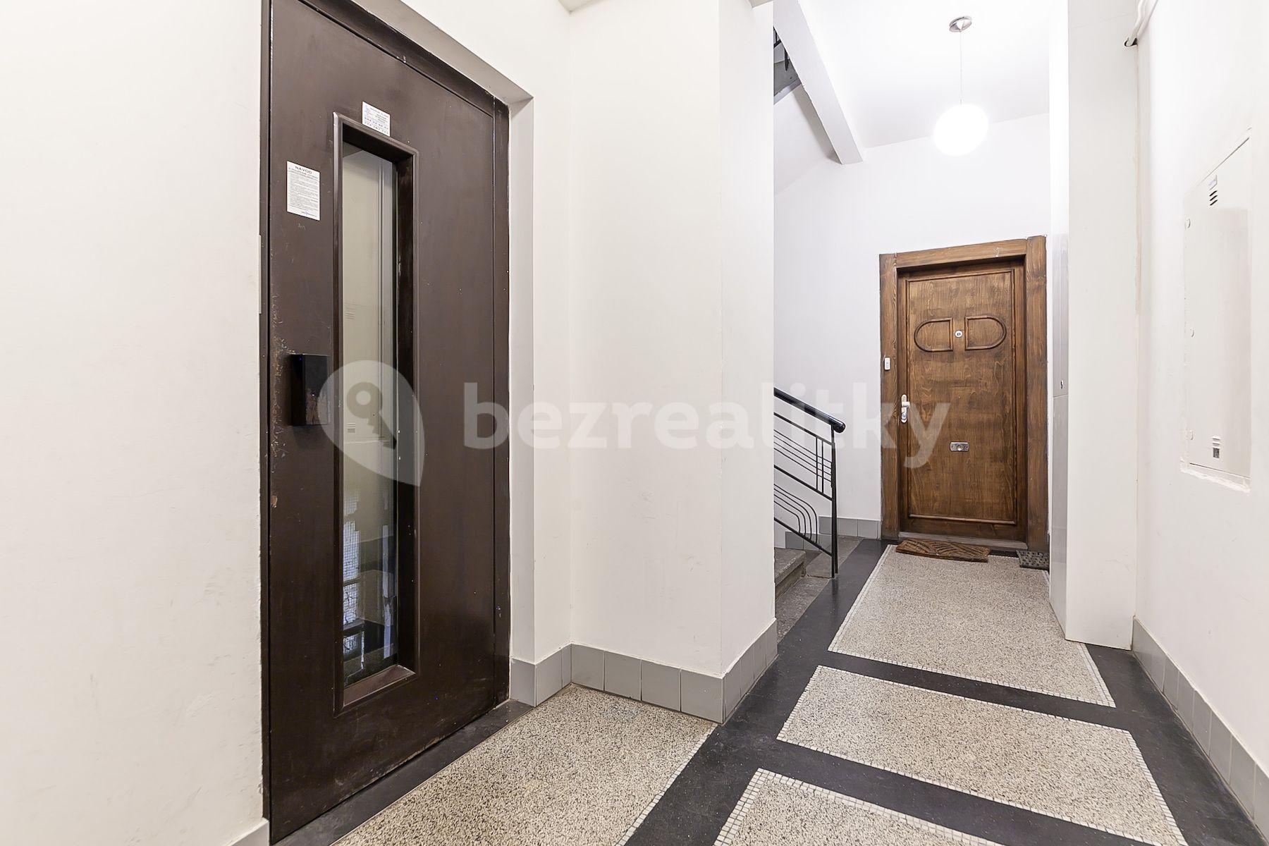 3 bedroom with open-plan kitchen flat for sale, 99 m², Krokova, Prague, Prague