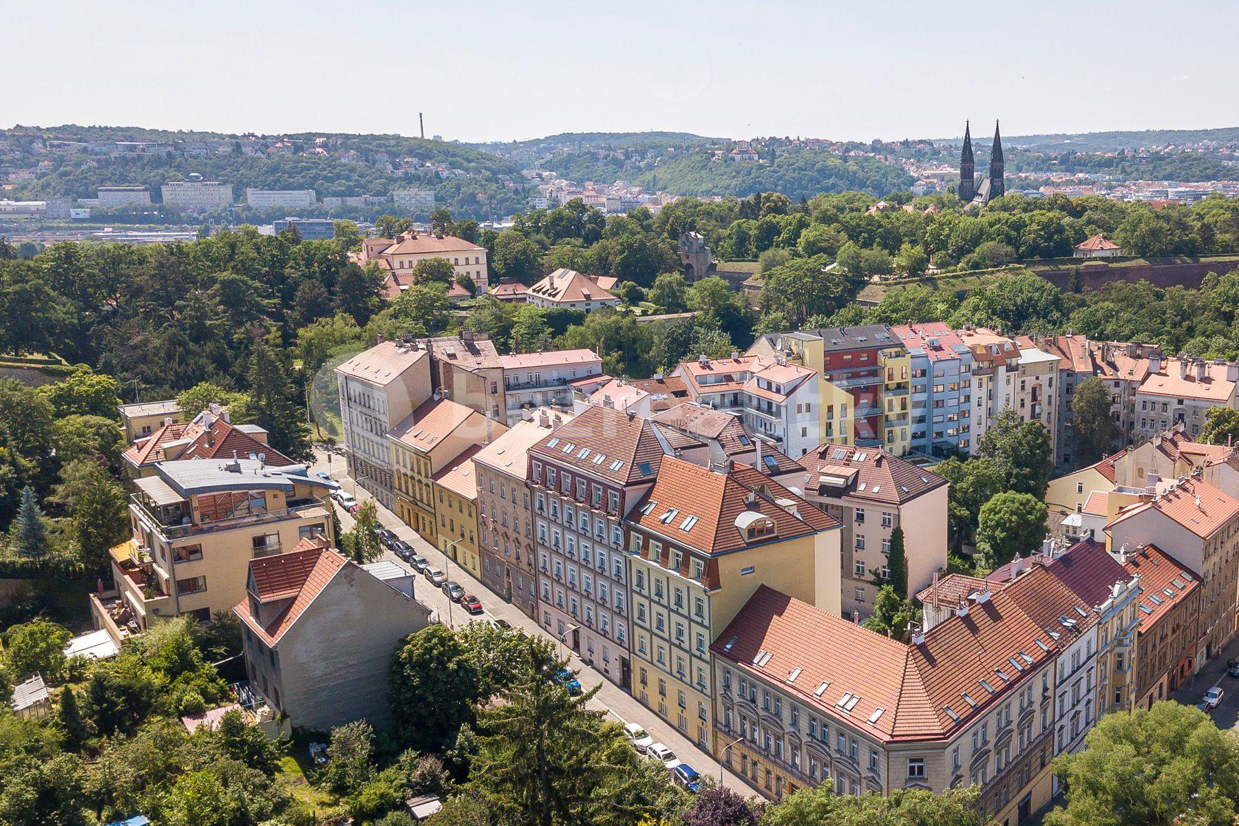 3 bedroom with open-plan kitchen flat for sale, 99 m², Krokova, Prague, Prague