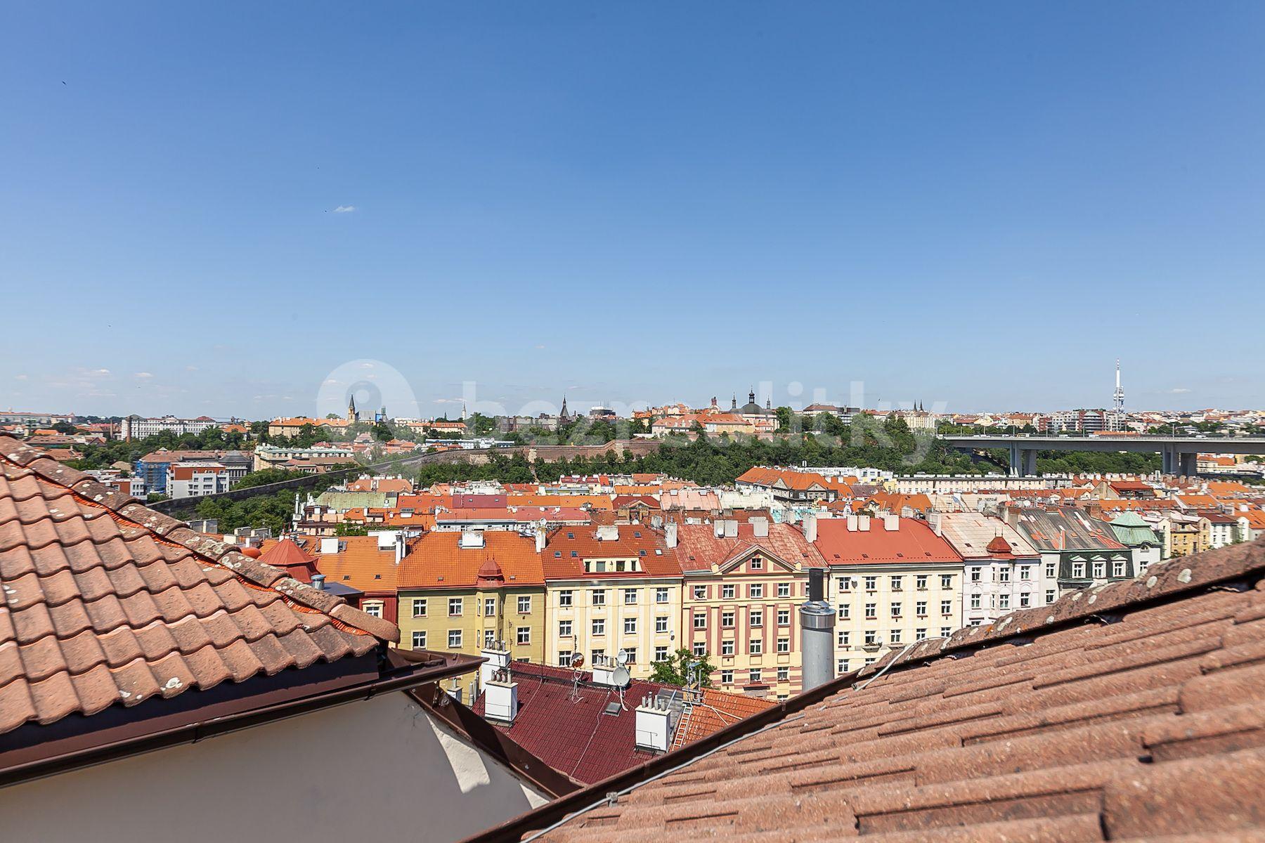 3 bedroom with open-plan kitchen flat for sale, 99 m², Krokova, Prague, Prague