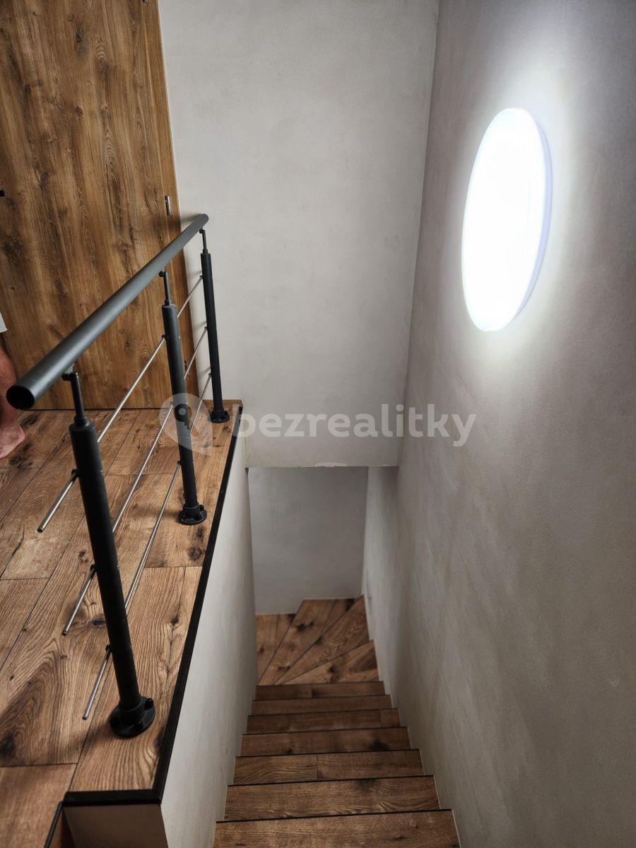 2 bedroom with open-plan kitchen flat to rent, 82 m², Chleborádova, Brno, Jihomoravský Region