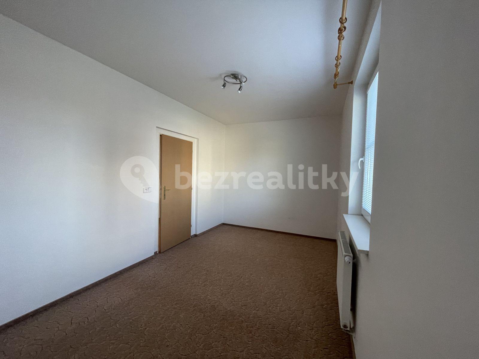 1 bedroom with open-plan kitchen flat to rent, 57 m², Okrová, Náchod, Královéhradecký Region