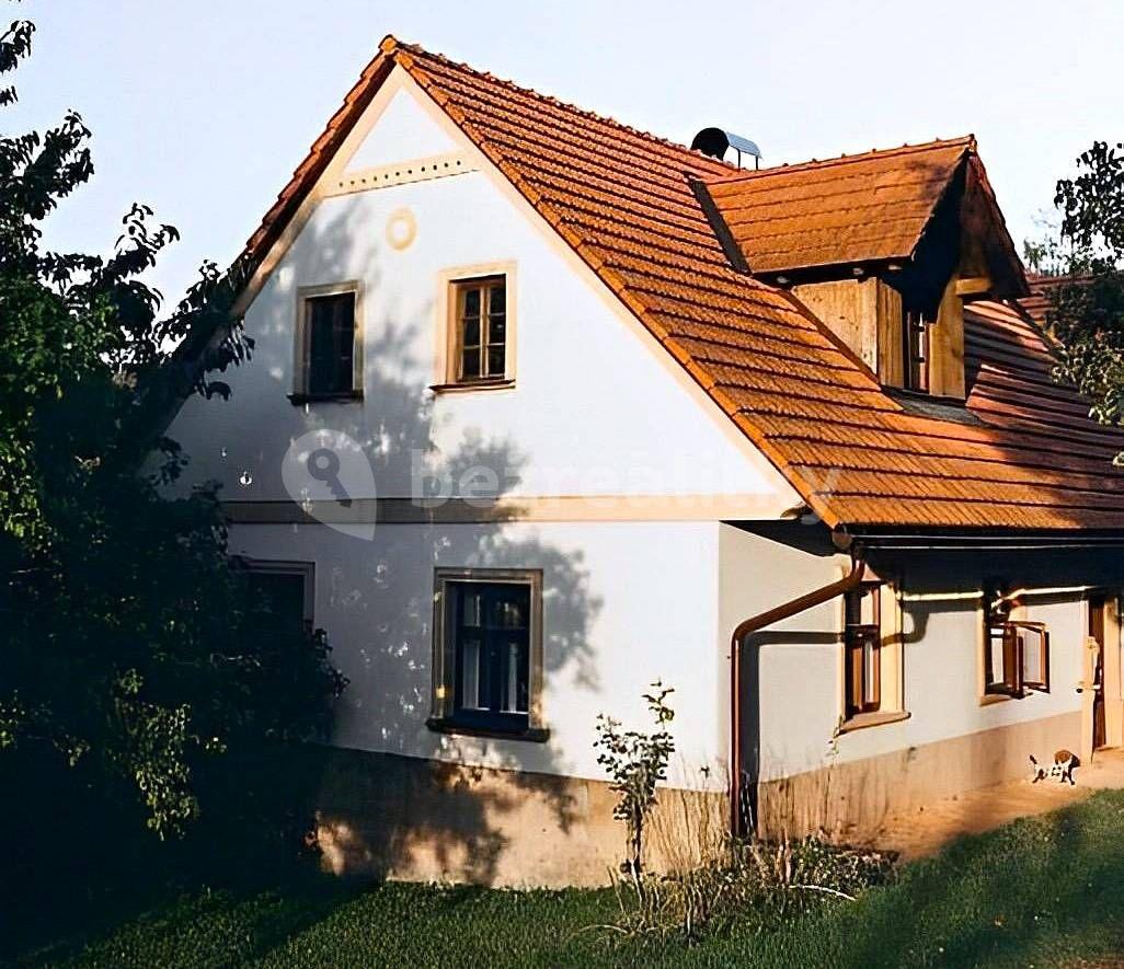 recreational property to rent, 0 m², Lázně Bělohrad, Královéhradecký Region