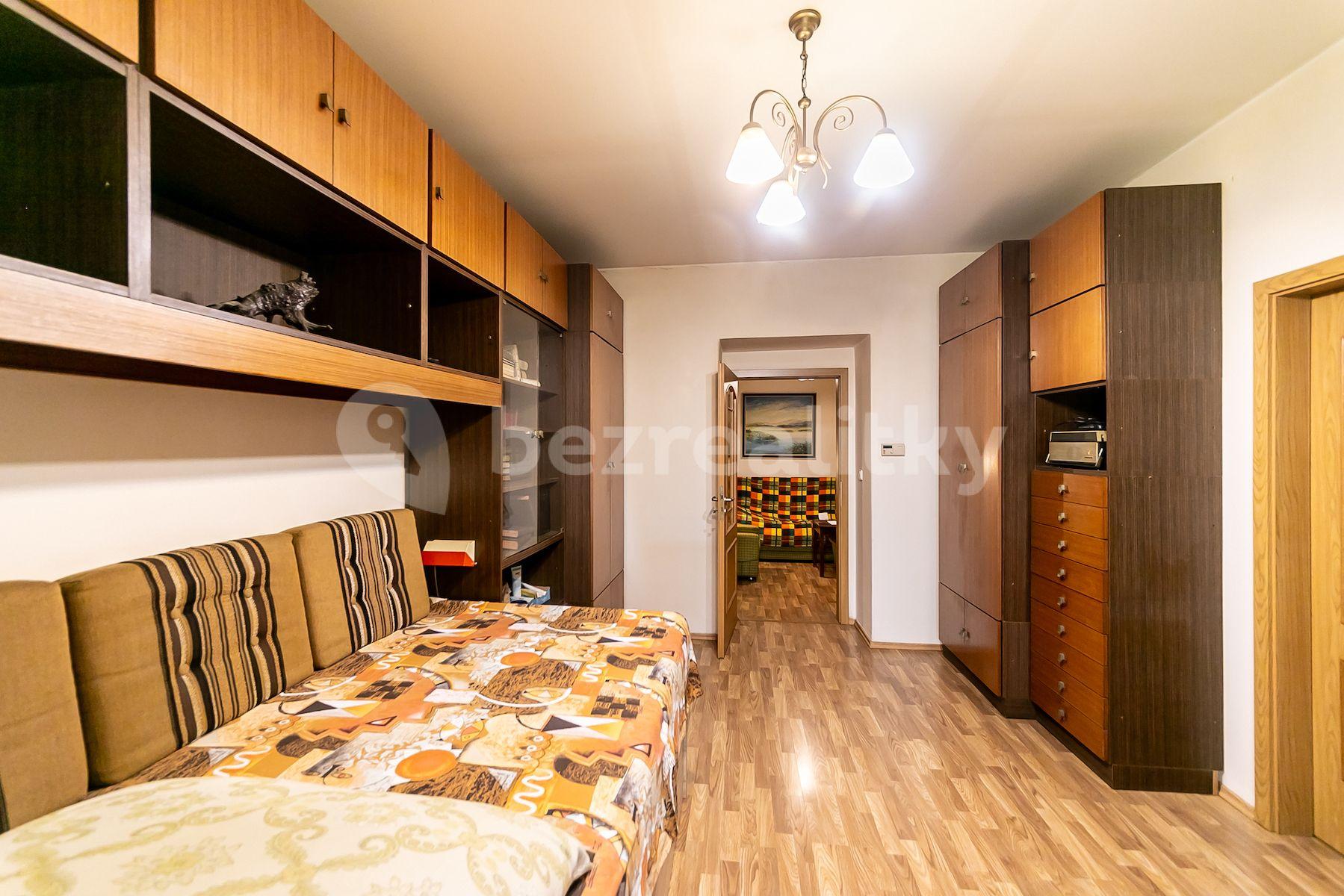 1 bedroom with open-plan kitchen flat for sale, 46 m², Eliášova, Prague, Prague