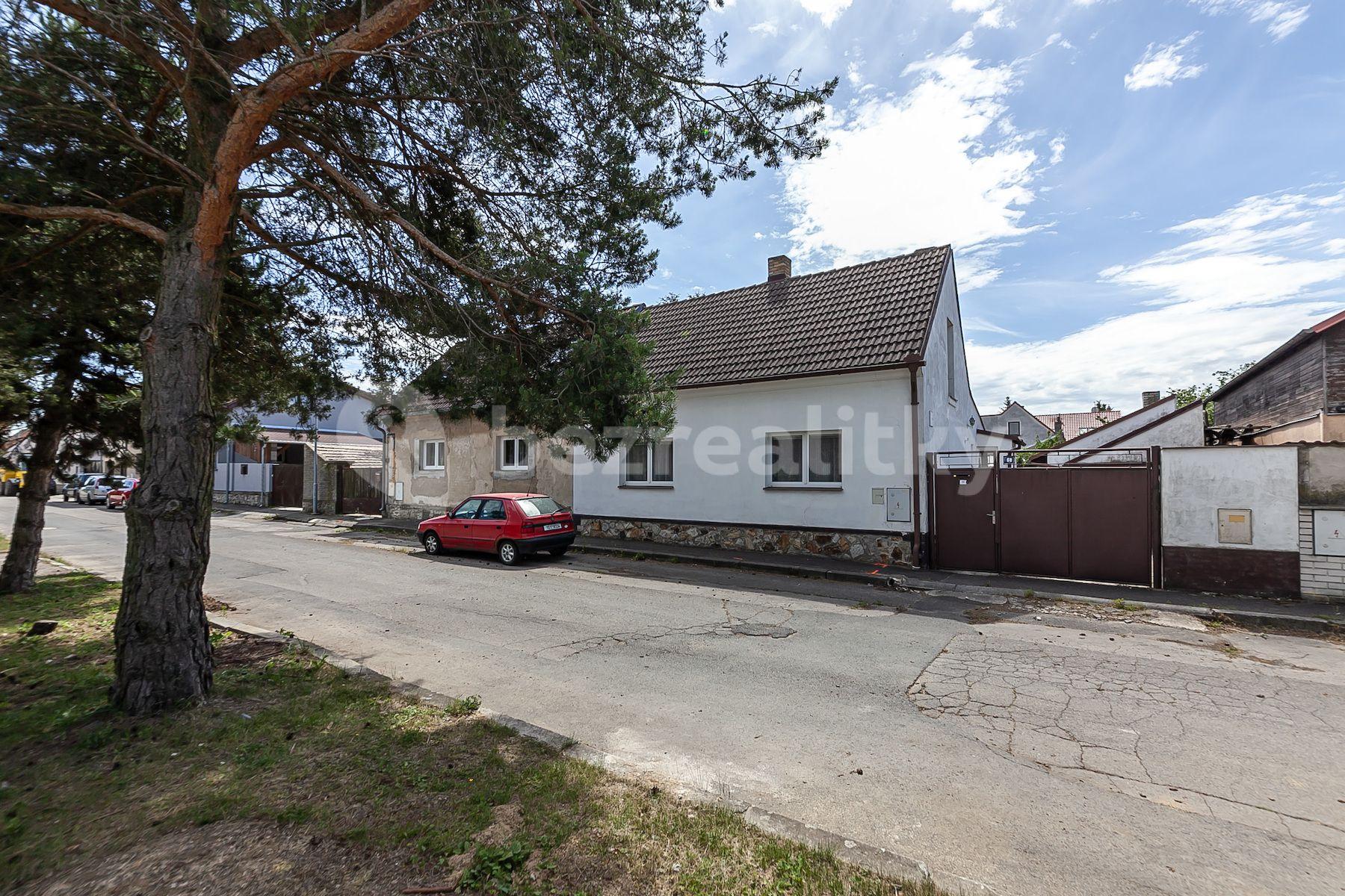 house for sale, 82 m², Dobříč, Dobříč, Středočeský Region