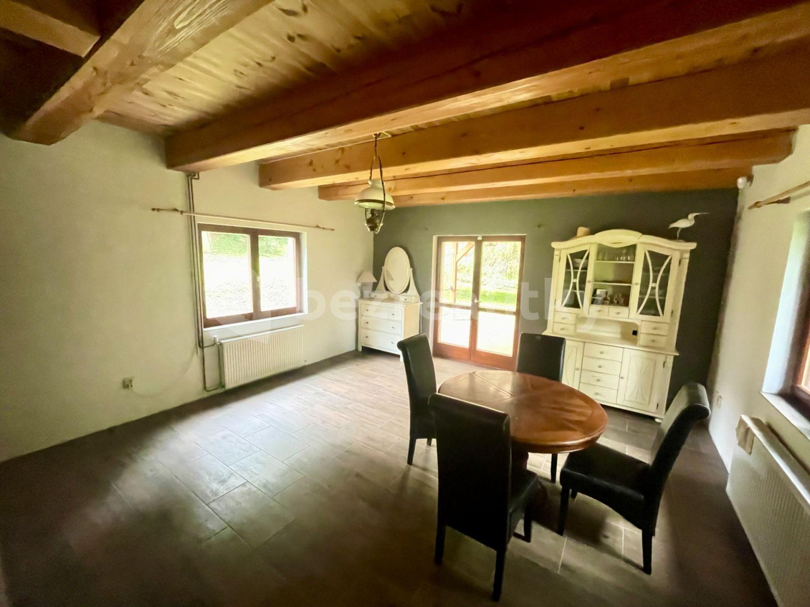 house for sale, 456 m², Malešov, Středočeský Region