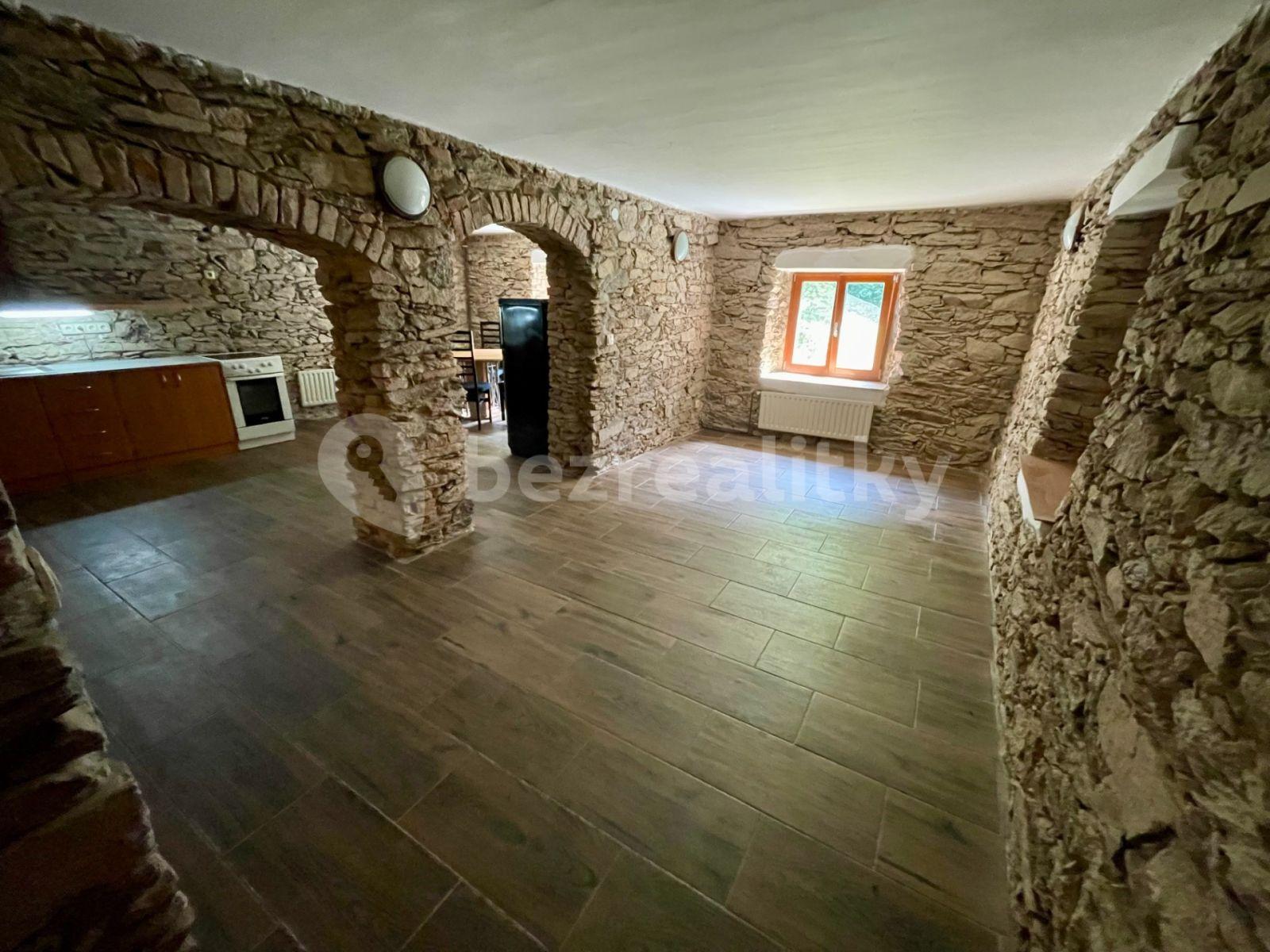 house for sale, 456 m², Malešov, Středočeský Region