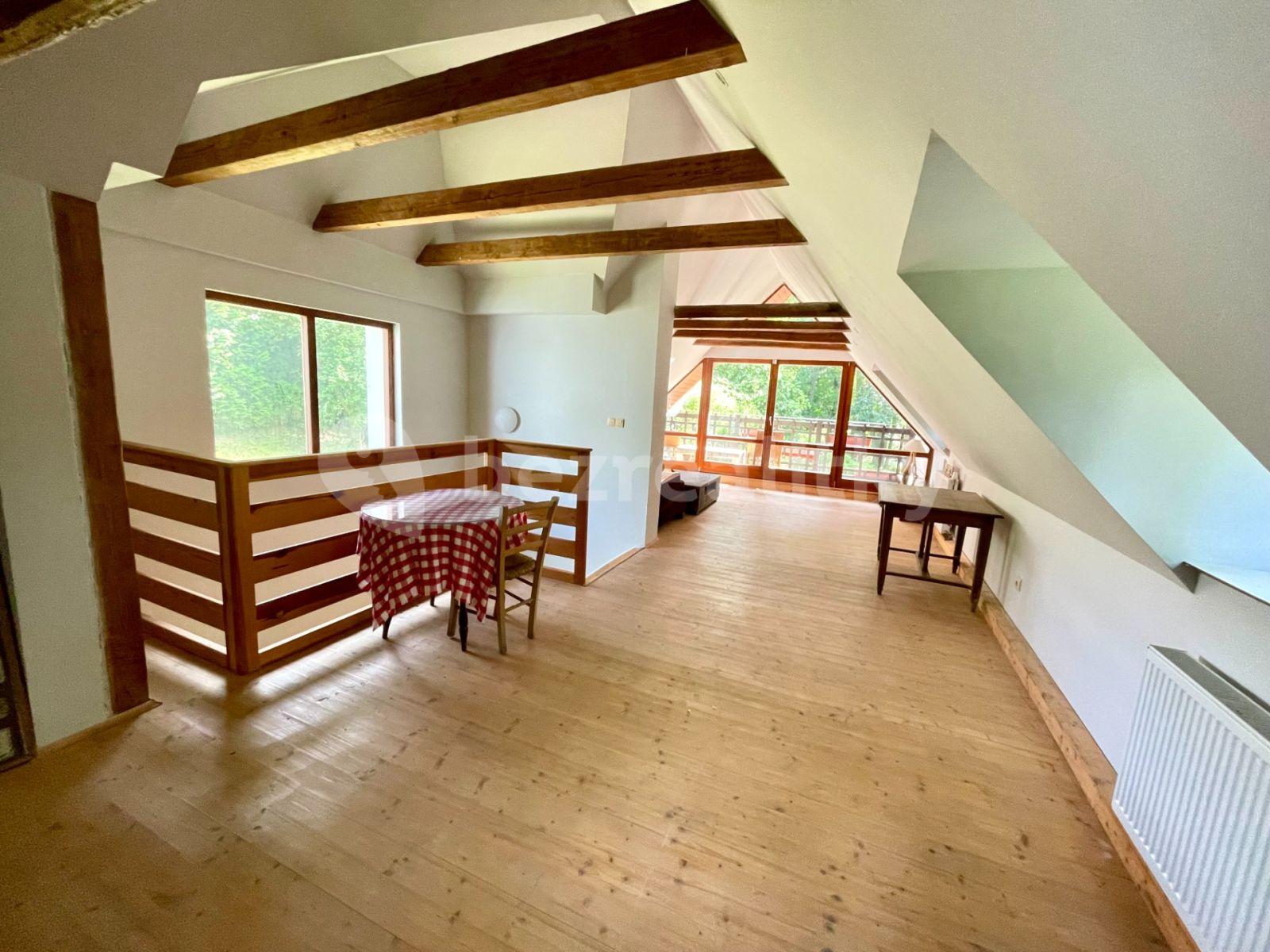 house for sale, 456 m², Malešov, Středočeský Region