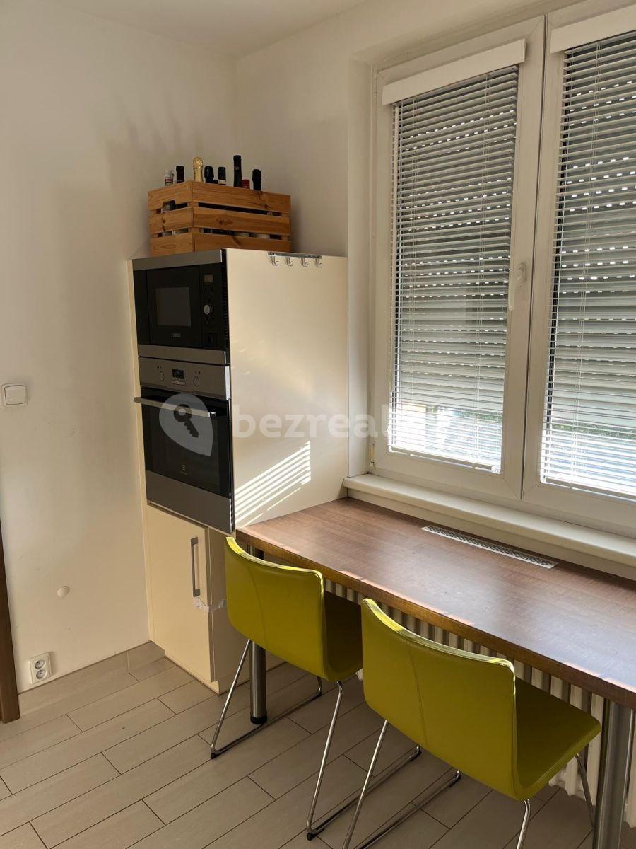 3 bedroom flat to rent, 75 m², Nedašovská, Prague, Prague
