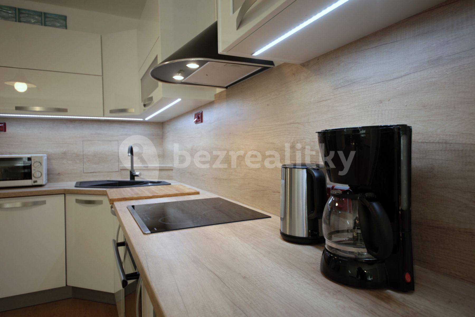 2 bedroom flat to rent, 52 m², Hrusická, Prague, Prague