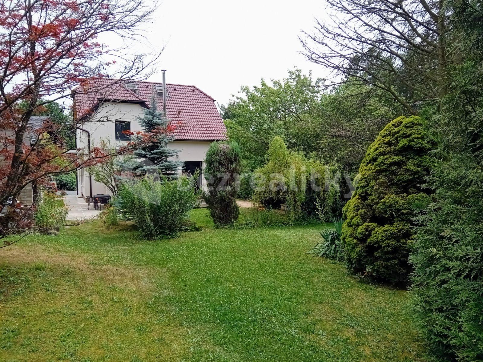 house for sale, 152 m², Pražská, Jevany, Středočeský Region