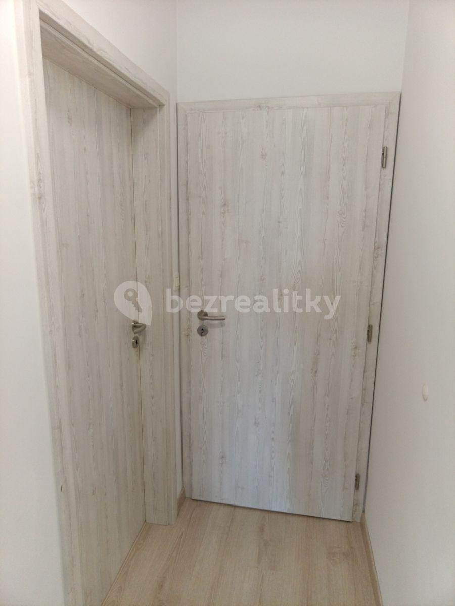 2 bedroom flat for sale, 41 m², Jána Ondruša, Stupava, Bratislavský Region