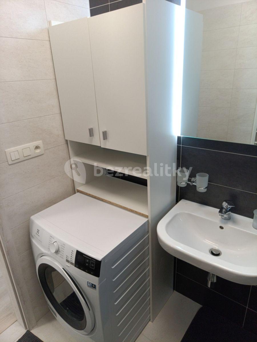 2 bedroom flat for sale, 41 m², Jána Ondruša, Stupava, Bratislavský Region