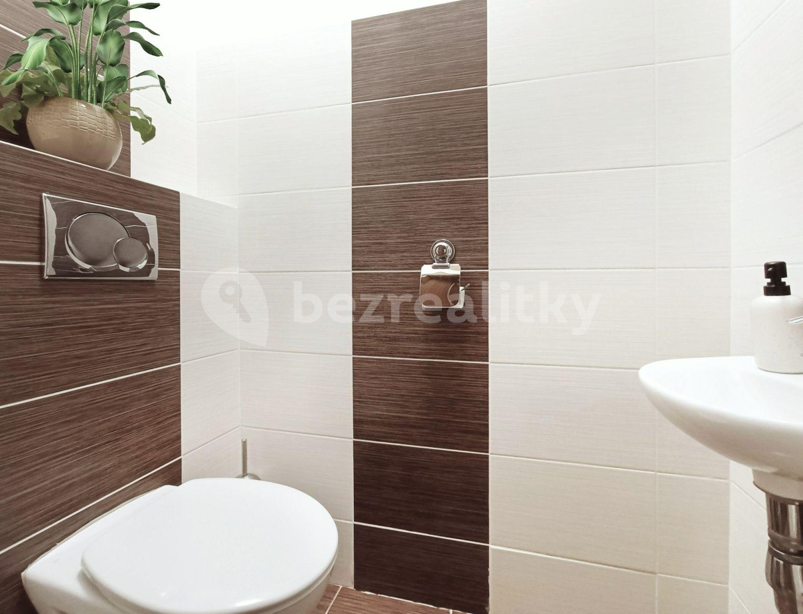 3 bedroom flat for sale, 70 m², Jaskový rad, Nové Mesto, Bratislavský Region