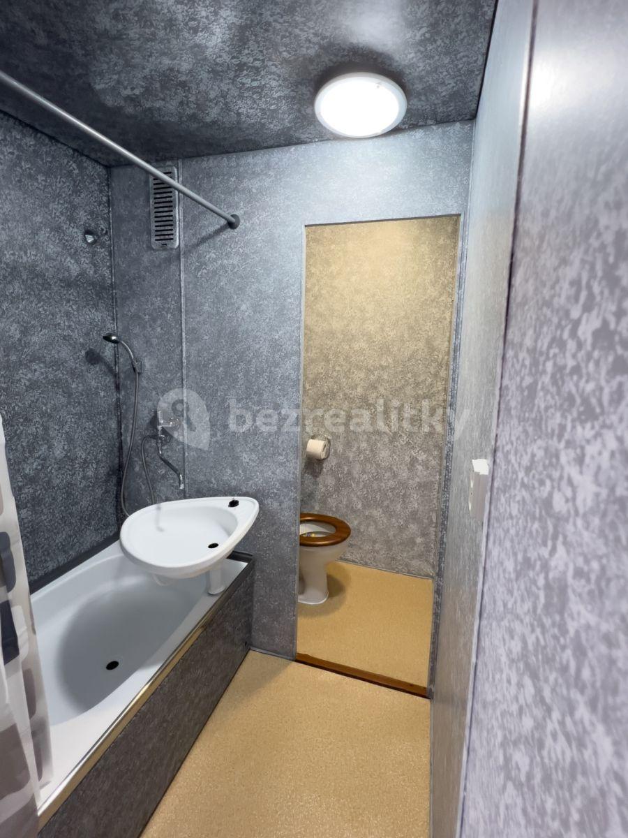 Studio flat for sale, 20 m², Řetězová, Děčín, Ústecký Region