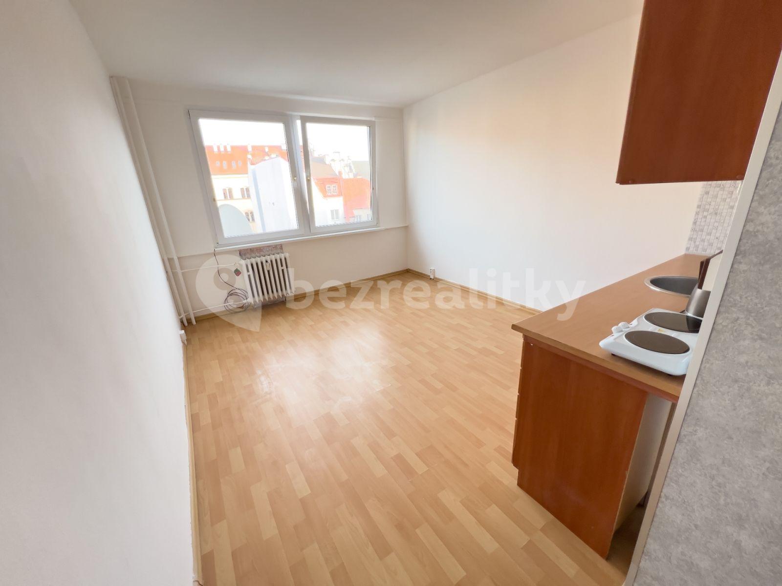 Studio flat for sale, 20 m², Řetězová, Děčín, Ústecký Region