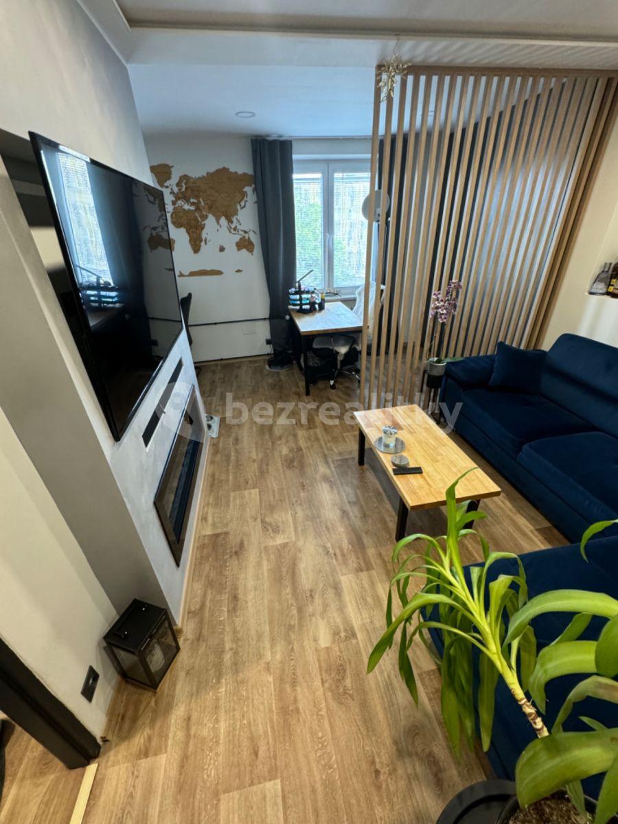 1 bedroom with open-plan kitchen flat to rent, 52 m², Zelenečská, Prague, Prague
