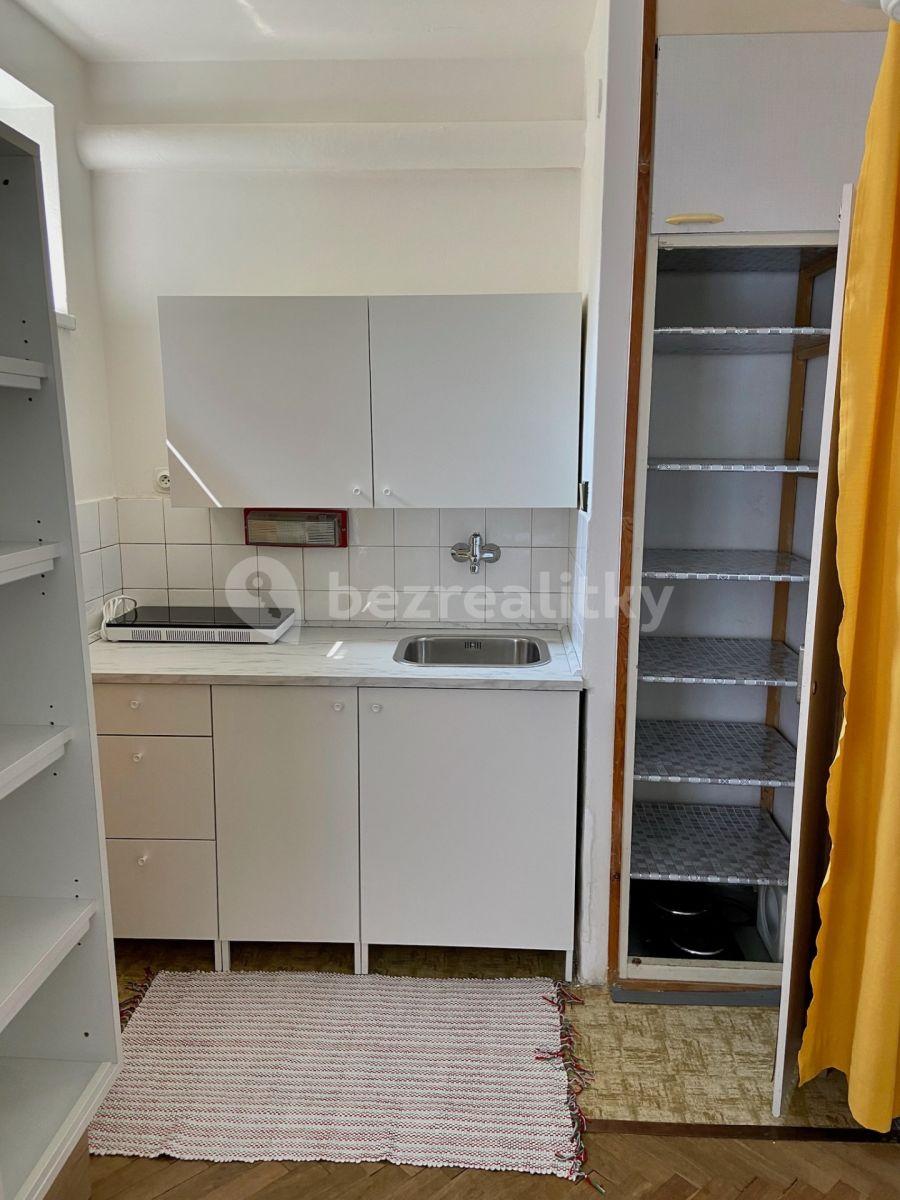 Studio flat to rent, 36 m², Gabriely Preissové, Brno, Jihomoravský Region