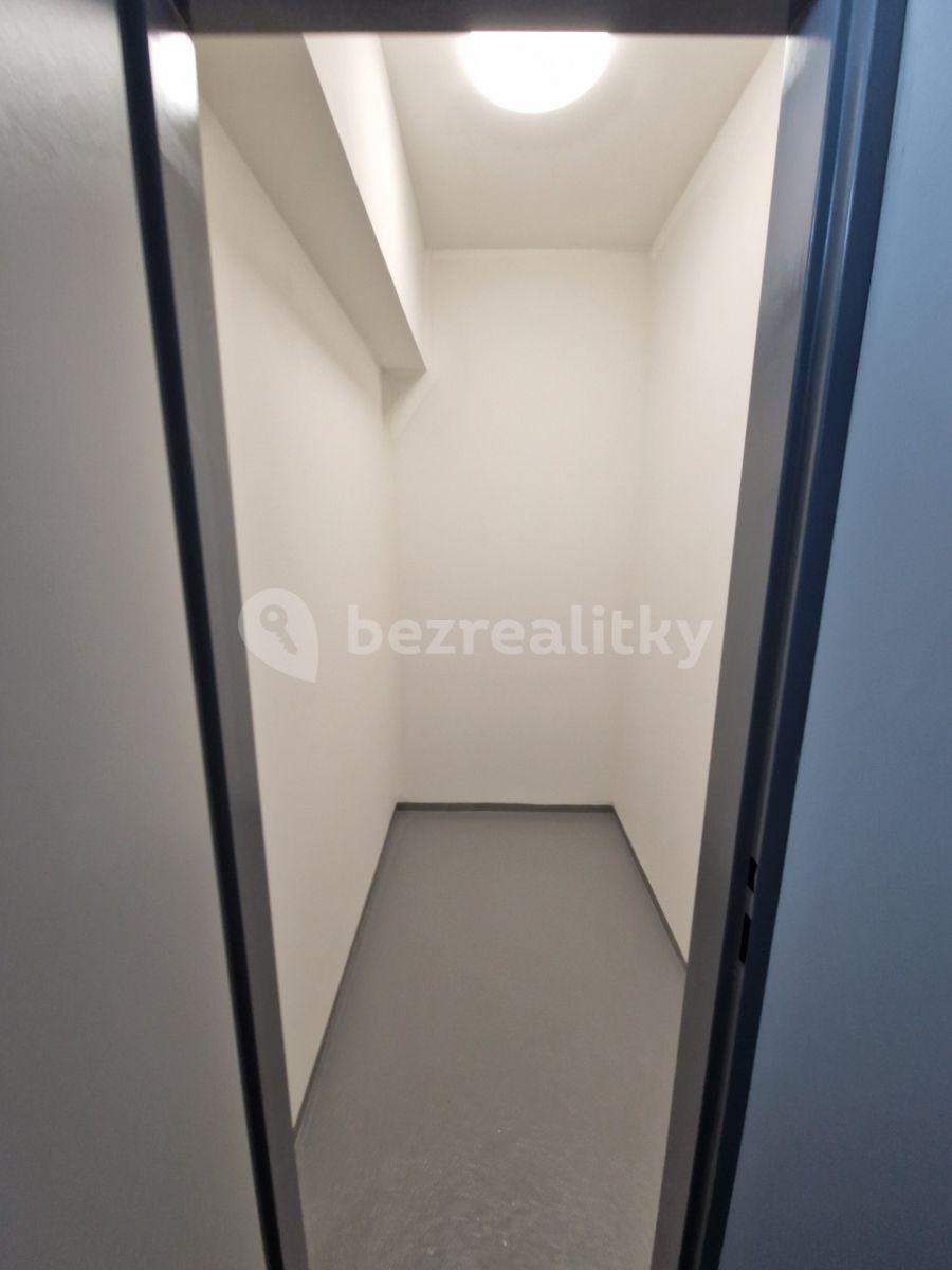 1 bedroom with open-plan kitchen flat for sale, 55 m², K Pomezí, Cheb, Karlovarský Region