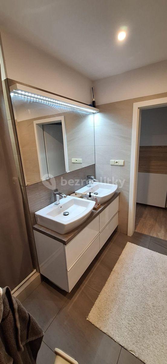 2 bedroom with open-plan kitchen flat for sale, 93 m², Zahradní, Čáslav, Středočeský Region