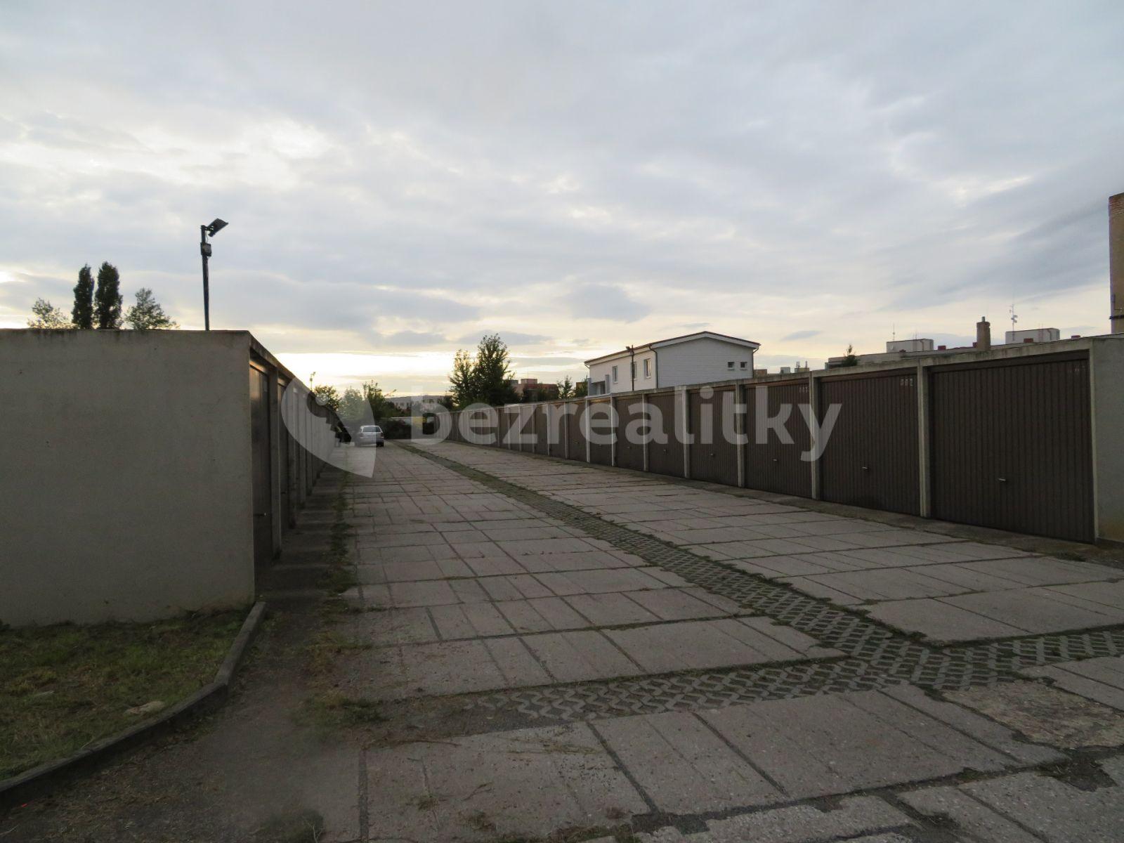 garage for sale, 17 m², Brandýs nad Labem-Stará Boleslav, Středočeský Region