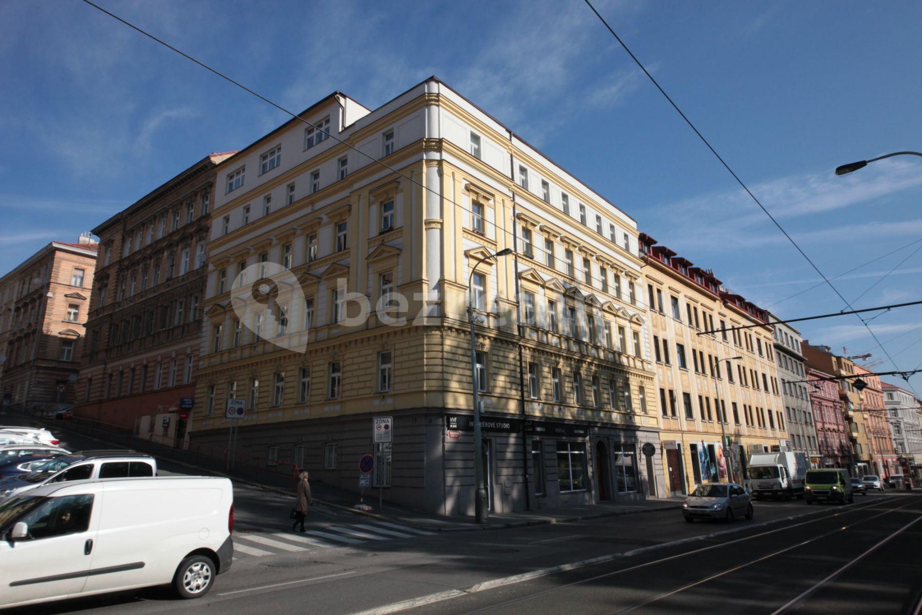 1 bedroom with open-plan kitchen flat to rent, 36 m², Plzeňská, Prague, Prague