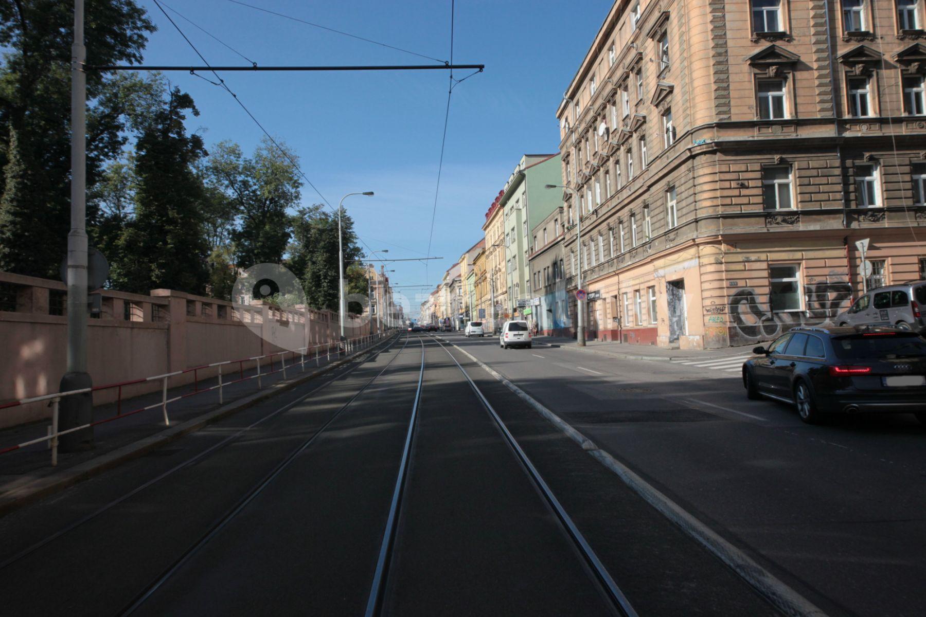 1 bedroom with open-plan kitchen flat to rent, 36 m², Plzeňská, Prague, Prague