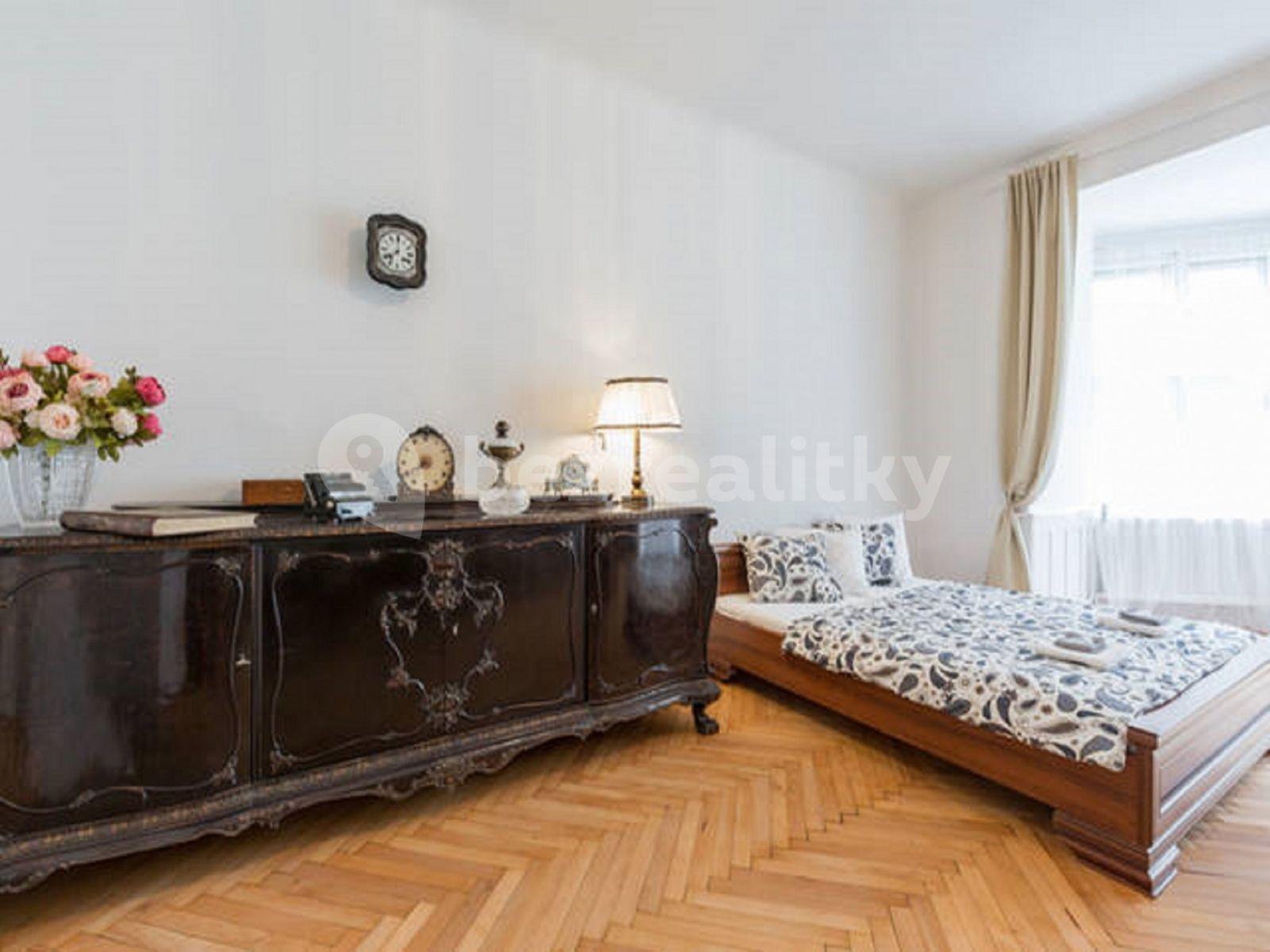 3 bedroom flat to rent, 113 m², Čáslavská, Prague, Prague