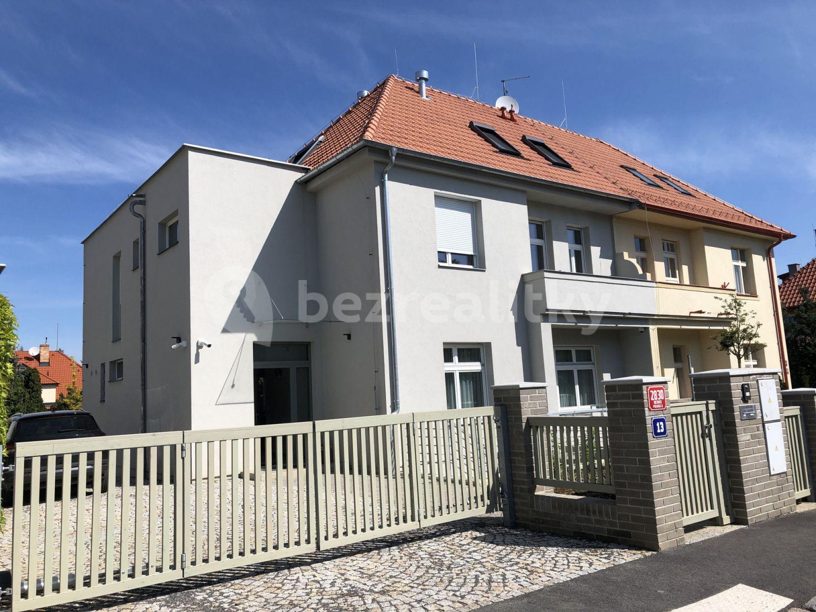 2 bedroom flat to rent, 52 m², Na Bečvářce, Prague, Prague