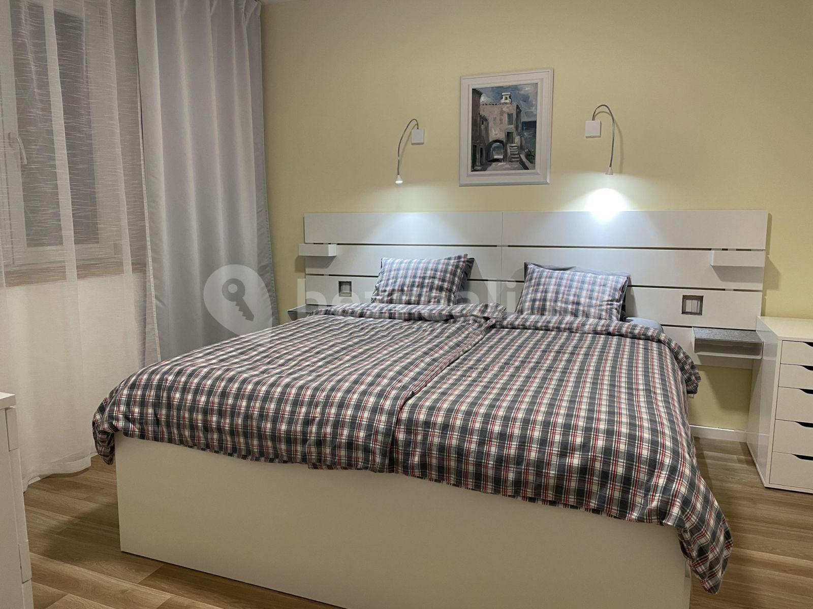 2 bedroom flat to rent, 52 m², Na Bečvářce, Prague, Prague